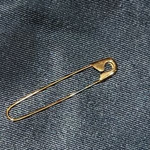 14k yellow gold safety pin